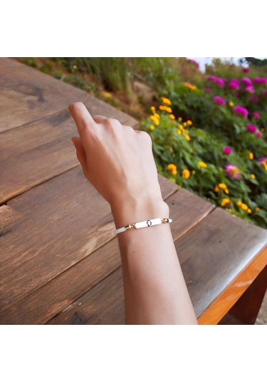 Archin Kemal Sunal Temalı 14 Ayar Altın Plakalı Dikdörtgen Figürlü Beyaz Örgülü Hediye Bileklik-413sembol Kemal Sunal