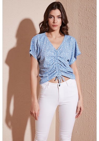 Lela Desenli Önü Büzgülü V Yaka Crop Bayan Bluz 5864486Y4 Bebe Mavi
