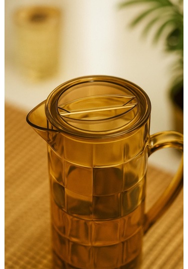 Akrilik Allegra 1,5 Lt Bal Sürahi Buzdolabı Kapak Rafına Sığar