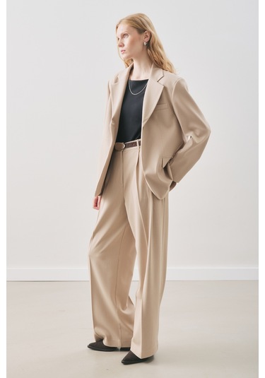 Dına Pile Detaylı Pantolon Bej Bej