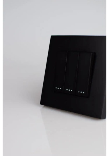 Vo'stabl Üçlü Anahtar Siyah Plastik Arka Işıklı Olmayan 154091723