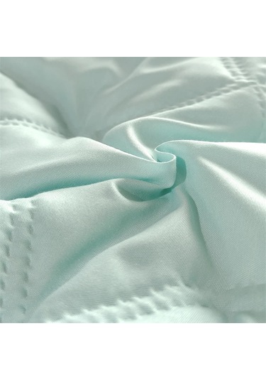 Nane Yeşili Yazlık Yorgan, Hafif, Yumuşak Ve Cilt Dostu Düz Yeşil