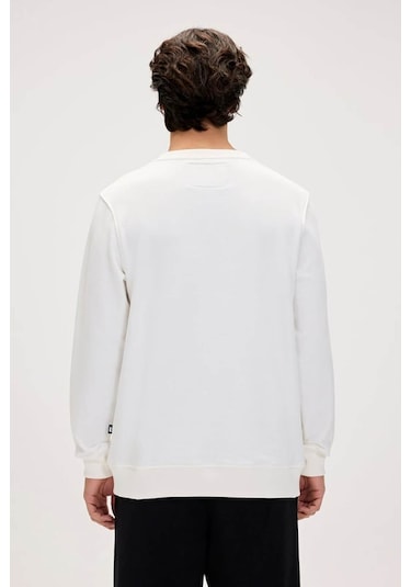 Bad Bear Panther Crewneck Off White Erkek Beyaz Bisiklet Yaka Sweatshirt 001 Beyaz Bad Bear Panther Crewneck Off White Erkek Beyaz Bisiklet Yaka Sweatshirt 001 Beyaz