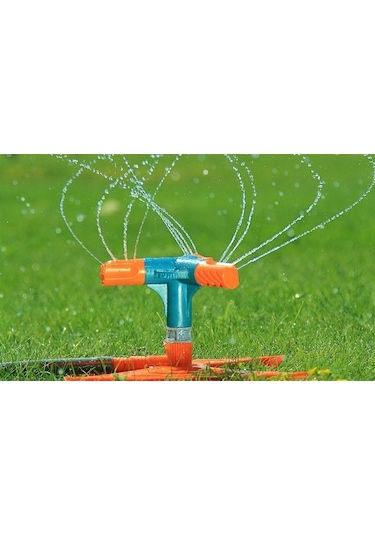 Kazıklı Turbo Üç Kollu Çim Fıskiyesi Sprink Rekorlu