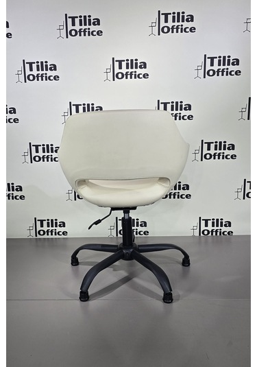 Monaco Çalışma Kesim Kuaför Koltuğu Yonca Sabit Siyah Ayak Krem