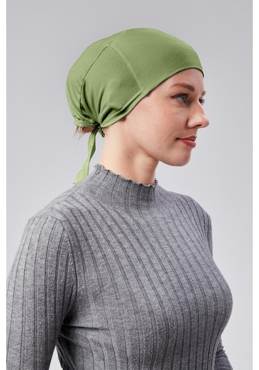 Kadın Tesettür Likralı Penye Dikişsiz Kaymaz Düz Bağlamalı Bone Mint Yeşili