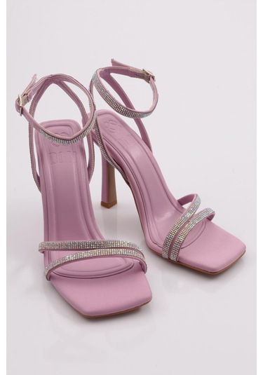 Dgn 2026 Kadin Silver Taşli Bilekten Kemer Bağlamali Topuklu Sandalet 2026-2219-R11119 Lila Dgn 2026 Kadin Silver Taşli Bilekten Kemer Bağlamali Topuklu Sandalet 2026-2219-R11119 Lila