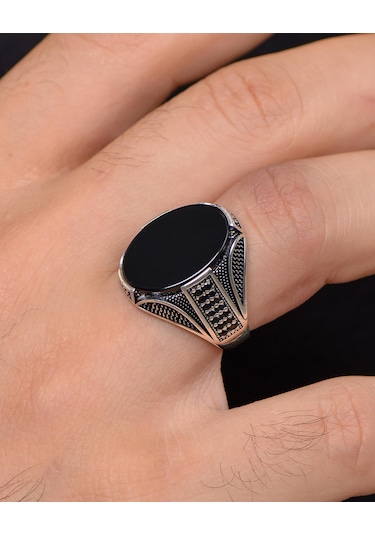 Oniks Taşlı Zirkon Taş Süslemeli 925 Ayar Gümüş Erkek Yüzüğü 800525