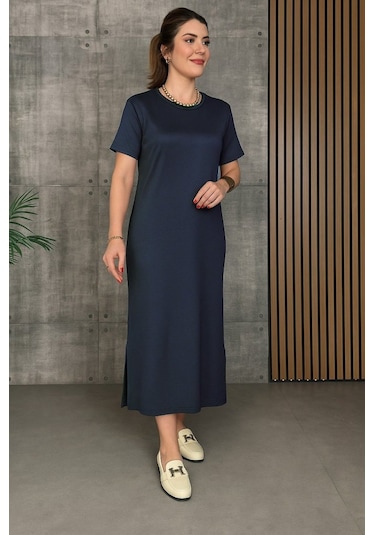 Kadın Kısa Kollu Bisiklet Yaka Yırtmaçlı Viskon Iki Iplik Elbise Lacivert