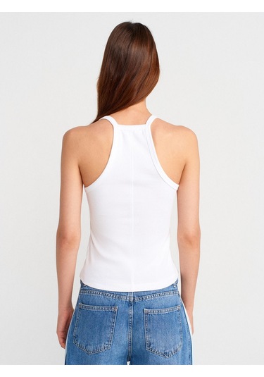 Dilvin Kadın Basic Düğme Detaylı Askılı Beyaz Atlet - 21106 Beyaz