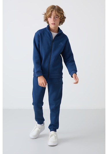Tommy Life Parlament Pamuklu Kalın İçi Tüylü Yumuşak Dokulu Standart Fit Nakışlı Erkek Çocuk Eşofman Takım - 1 Parlement Mavisi Tommy Life Parlament Pamuklu Kalın İçi Tüylü Yumuşak Dokulu Standart Fit Nakışlı Erkek Çocuk Eşofman Takım - 1 Parlement Mavisi