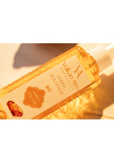 Volkan Ates Natural & Beauty Parfümlü Kolonya - Amber 150 Ml