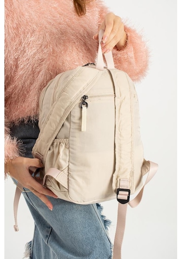 Kadın Sırt Çantası Ultra Hafif Poliamid Kumaş Su Geçirmez Çok Cepli Günlük Sırt Çantası 35 25 Cm Krem