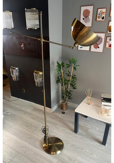 Eskitme Makas Gövde Lambader Hareketli Başlık Modern Dekoratif Metal Oturma Odası Çalışma Odası Zemin Lambası Eskitme