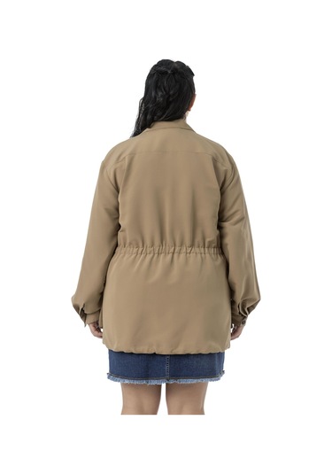 Büyük Beden Çıtçıt Ve Fermuar Kapamalı Beli Büzgülü Astarlı Vizon Trençkot Vizon