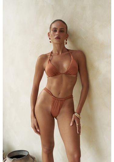 Dahlia Büzgü Detaylı Kalın Bantlı Kiremit Bikini Altı Kiremit