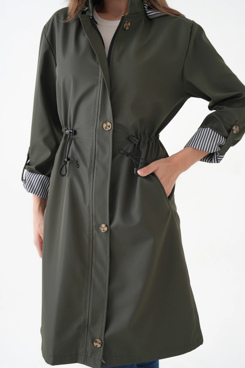 Kadın Rüzgar Ve Su Geçirmez Bondit Kumaş Çıkarılabilir Düğmeli Kapüşon Beli Tünelli Mevsimlik Trençkot Haki
