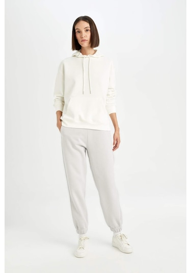 Defacto Standart Boy Beli Paçası Lastikli Cepli Basic Düz Kalın Kumaş Jogger Eşofman Altı D9934AX24WNGR431 Gri Defacto Standart Boy Beli Paçası Lastikli Cepli Basic Düz Kalın Kumaş Jogger Eşofman Altı D9934AX24WNGR431 Gri