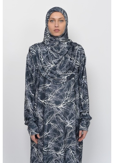 Pratik Tek Parça Ağaç Desenli Kollu Tak Çıkar Başörtülü Likralı Tesettür Namaz Elbisesi 990-0705 Siyah Antrasit