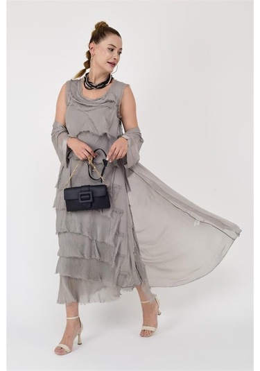 Italyan 2 Beden İnce Gösteren Kat Kat Kolsuz Ipek Elbise BEJ