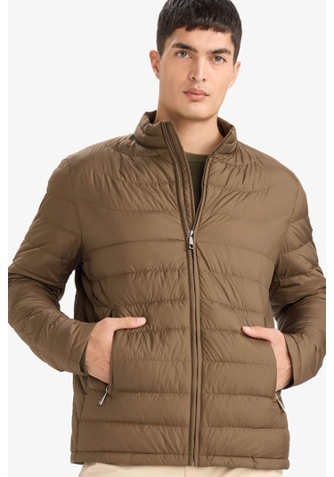 Defacto Su İtici Kaz Tüyü Slim Fit Dar Kesim Dik Yaka İç Cep Detaylı Fermuarlı Cepli Mont G2850ax25wnkh154 Haki-kh154 Defacto Su İtici Kaz Tüyü Slim Fit Dar Kesim Dik Yaka İç Cep Detaylı Fermuarlı Cepli Mont G2850ax25wnkh154 Haki-kh154