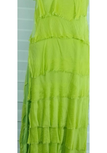 Italyan 2 Beden İnce Gösteren Kat Kat Kolsuz Ipek Elbise Neon Yeşil