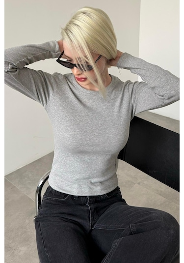 Madmext Gri Bisiklet Yaka Slim Fit Kadın Body Mg2564 Gri
