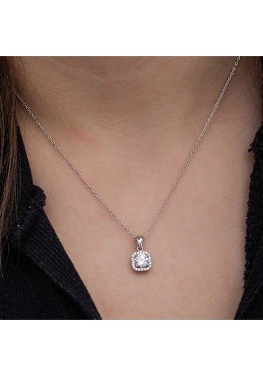 925 Ayar Gümüş Kare Montür Tek Taş Kadın Kolye Gümüş