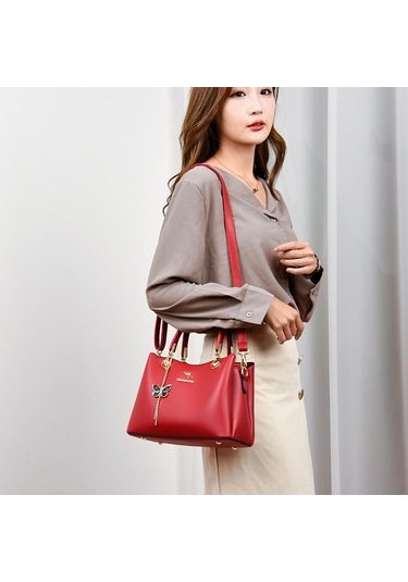 Moda Kadın Çantası Düz Renk Retro Üç Katlı Büyük Kapasiteli Tek Bölmeli Çanta Kadın Moda Kelebek Kolyesiyah Diğer