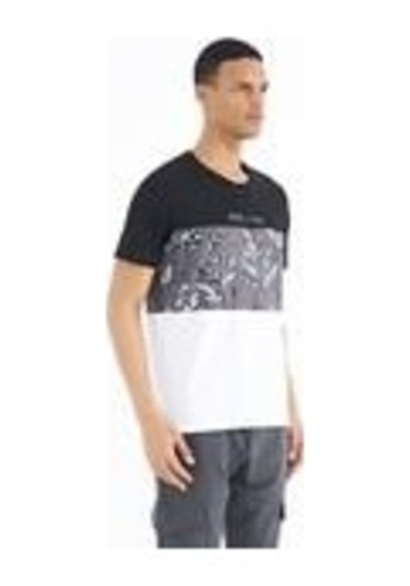 Tommy Lıfe Siyah Renk Geçişli Baskı Detaylı O Yaka Standart Kalıp Erkek T-shirt - 88177 T11er-88177 001 Tommy Lıfe Siyah Renk Geçişli Baskı Detaylı O Yaka Standart Kalıp Erkek T-shirt - 88177 T11er-88177 001