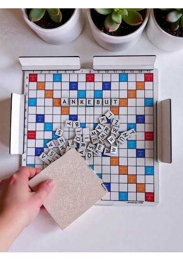 Ahşap Kelime Oyunu Katlanabilir Tabla 37x37 Cm