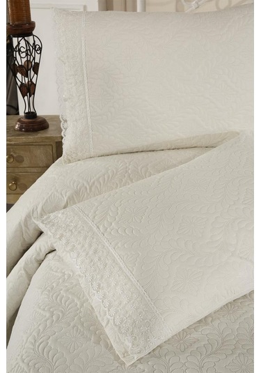 Zoya Dantelli Kapitoneli Ultrasonik Çift Kişilik Yatak Örtüsü Krem Krem