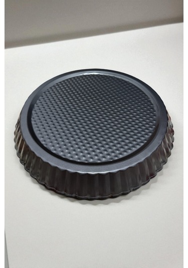 Delikli Teflon Turta Tart Kalıbı 26 Cm Siyah