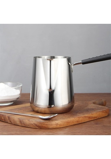 Novahub Pratik Ölçekli Süt Tenceresi: Şurup Pişirme İçin Mükemmel Gümüş Gümüş