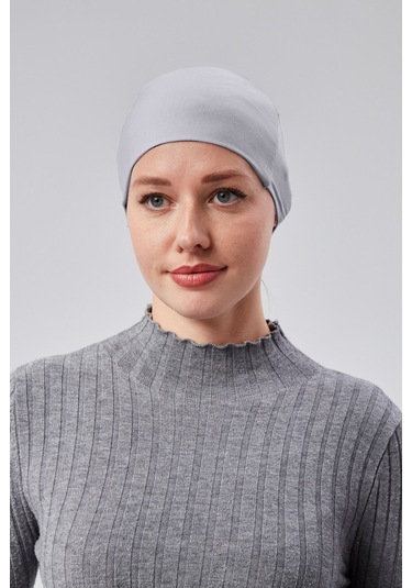 Kadın Tesettür Likralı Penye Dikişsiz Kaymaz Düz Bağlamalı Bone Gri