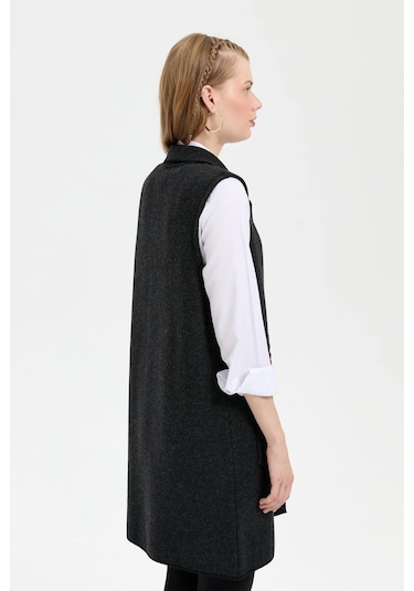 Desen Triko Kadın Polo Yaka Önü Açık İşlemeli Uzun Yün Yelek 24002 Siyah Siyah