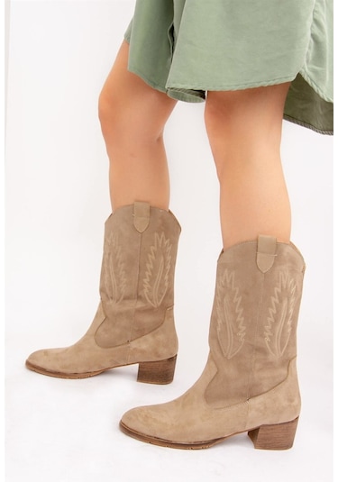 Fox Shoes Vizon Süet Kadın Bot E267730002