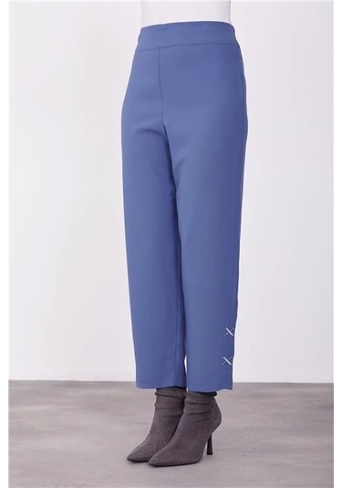 Armine Paçası Nakışlı Pantolon 23k2507 İndigo Mavi
