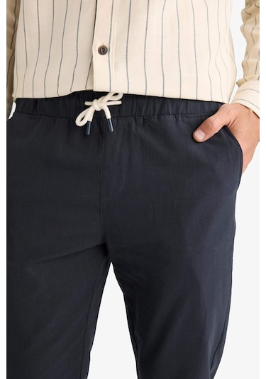 DeFacto %100 Pamuk Keten Görünümlü Yazlık Jogger Pantolon Dar Paça Beli Bağcıklı Lastikli Cepli Z6475AZ25SPAR190 DeFacto %100 Pamuk Keten Görünümlü Yazlık Jogger Pantolon Dar Paça Beli Bağcıklı Lastikli Cepli Z6475AZ25SPAR190