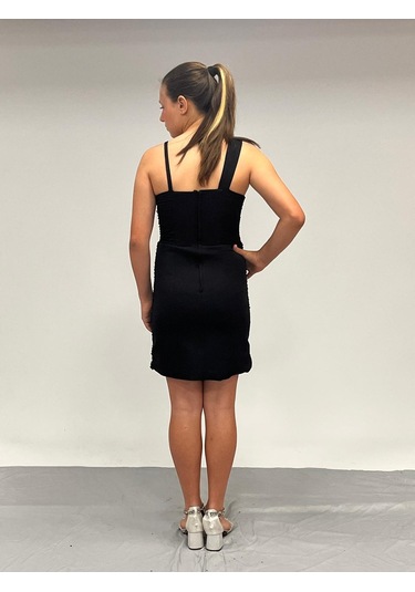 Kız Çocuk Abiye Siyah Tek Omuz Asimetsik Kesim Pul Payet İşlemeli Tül Kol Detaylı 10-15 Yaş Siyah