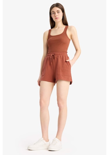 DeFacto Regular Fit Beli Bağcıklı Cepli Şort D3327AX25SPBR49 Bordo