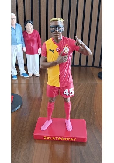 Osimhen 32cm Standlı Figür