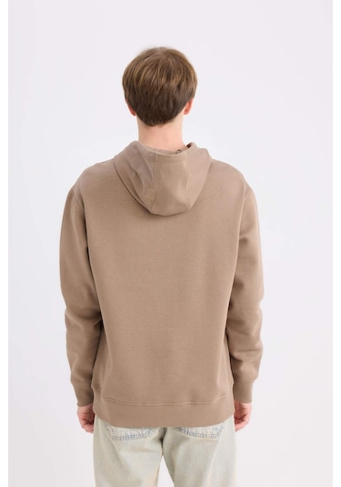 DeFacto Regular Fit Kapüşonlu Kanguru Cepli İçi Yumuşak Tüylü Basic Düz Sweatshirt X8283AZ25SPBN229 DeFacto Regular Fit Kapüşonlu Kanguru Cepli İçi Yumuşak Tüylü Basic Düz Sweatshirt X8283AZ25SPBN229