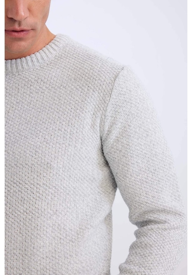 DeFacto Standart Fit Normal Kesim Bisiklet Yaka Dokulu Basic Düz Triko Kazak R1175AZ24WNGR210