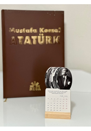 2026 Atatürk Takvimi Ahşap Ayaklı Atatürk Temalı Mini Özel Tasarım Takvim, Atatürk 2026 Takvim