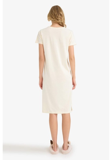 Defacto Regular Fit Bisiklet Yaka Baskılı Kısa Kollu Gecelik-fall İn Love F7566ax25auer103 Ekru Defacto Regular Fit Bisiklet Yaka Baskılı Kısa Kollu Gecelik-fall İn Love F7566ax25auer103 Ekru