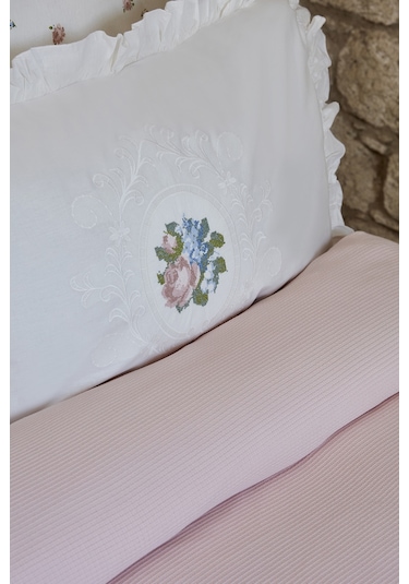 Karaca Home Fayette Çift Kişilik Nakışlı Nish Set Pudra 200.22.14.0434