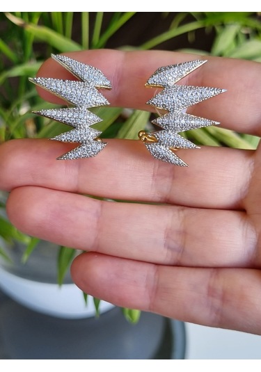 Özel Tasarım Şık Kıkırdak Küpe Altın