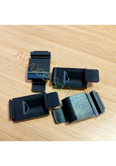 Mecerdes W123 W126 Kapı Kilit Plastik Takozu, Sert Plastiktir