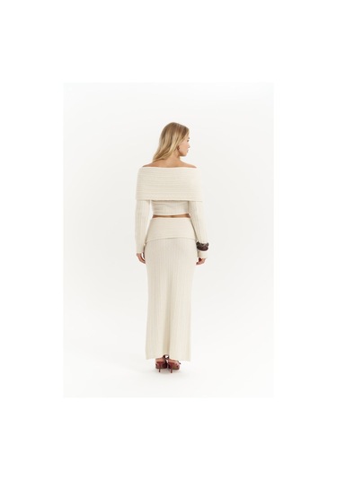 Sevara Carmen Yaka Ekru Triko Takım Ekru